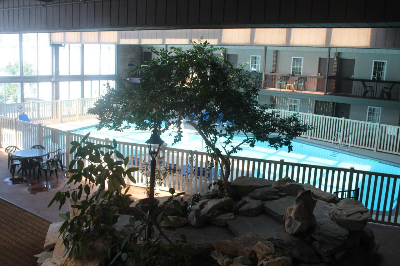 Clarion Hotel&Conference Center Harrisburg West New Cumberland Buitenkant foto