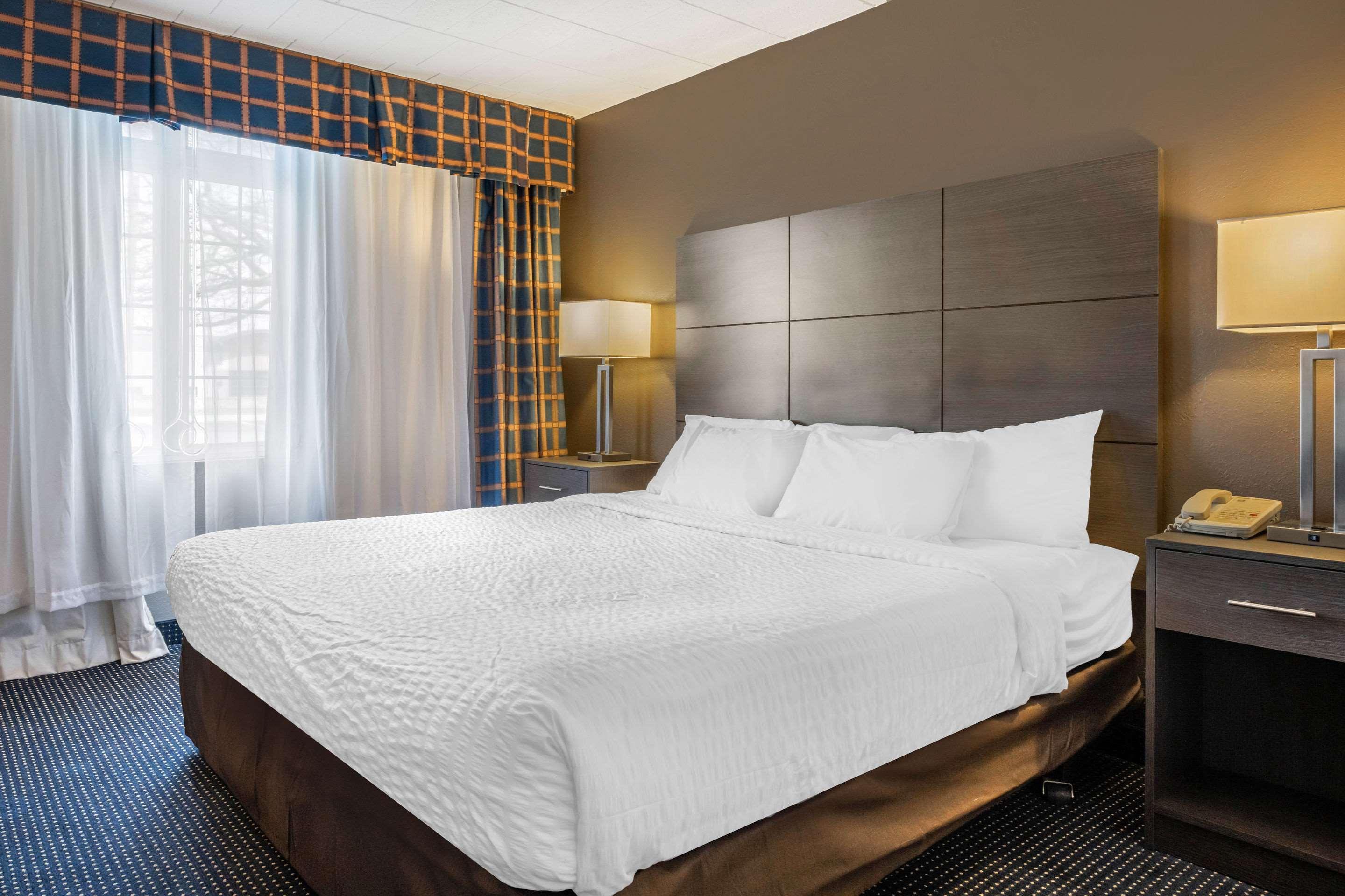 Clarion Hotel&Conference Center Harrisburg West New Cumberland Buitenkant foto