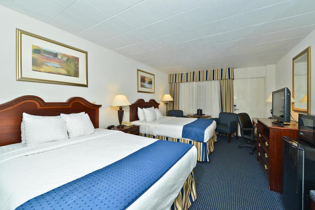 Clarion Hotel&Conference Center Harrisburg West New Cumberland Buitenkant foto