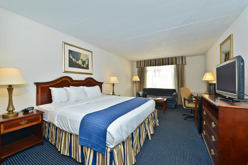 Clarion Hotel&Conference Center Harrisburg West New Cumberland Buitenkant foto