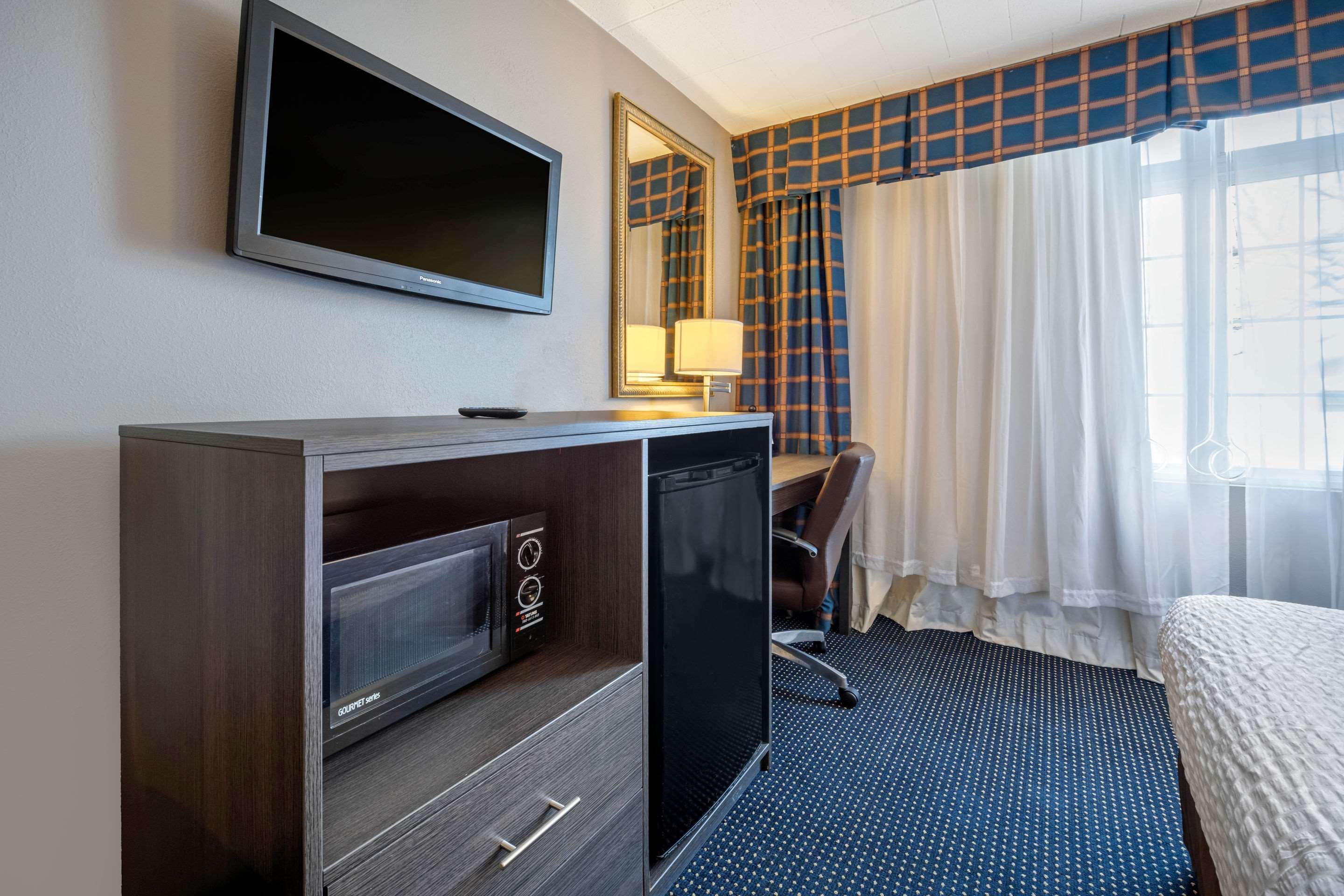 Clarion Hotel&Conference Center Harrisburg West New Cumberland Buitenkant foto