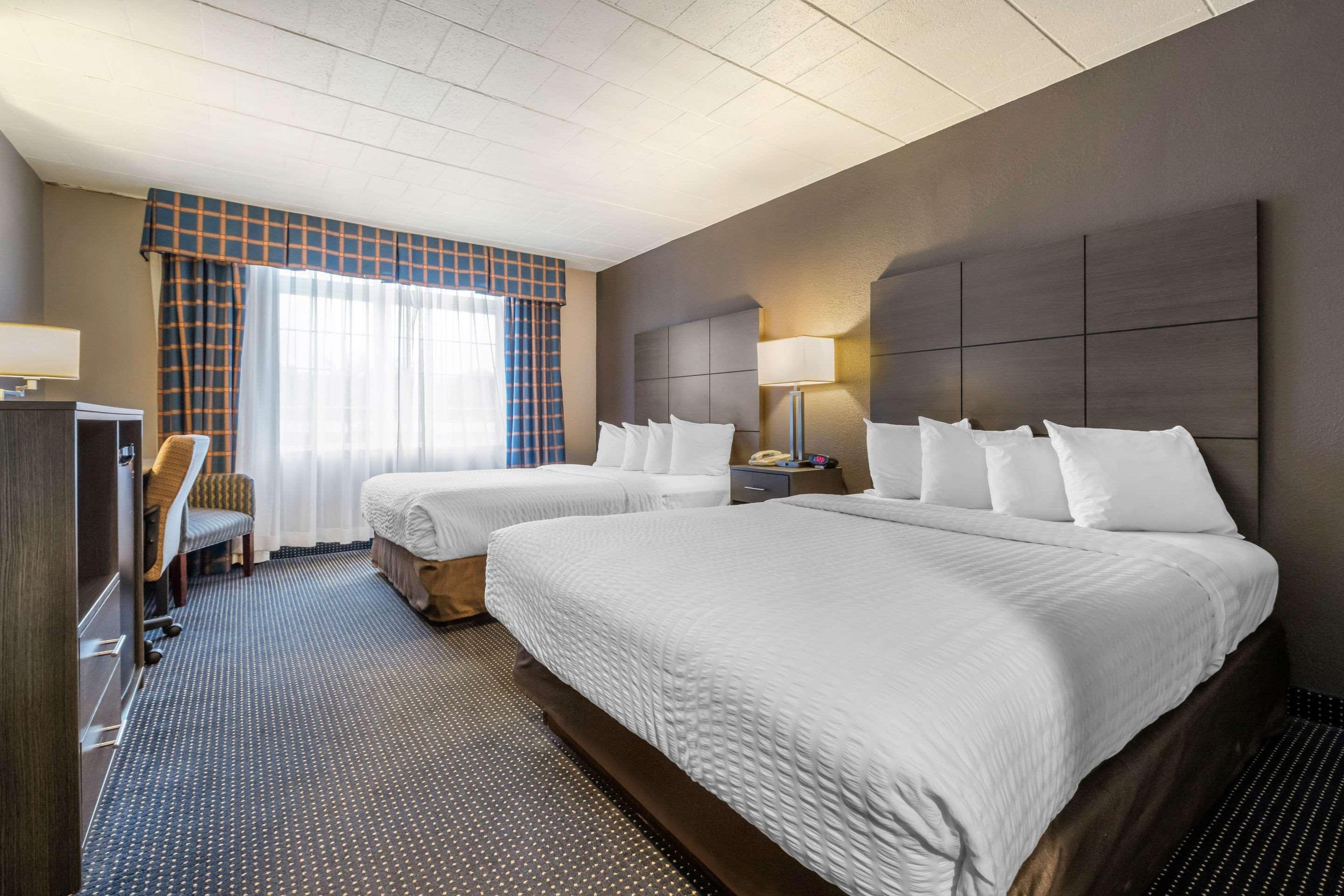 Clarion Hotel&Conference Center Harrisburg West New Cumberland Buitenkant foto