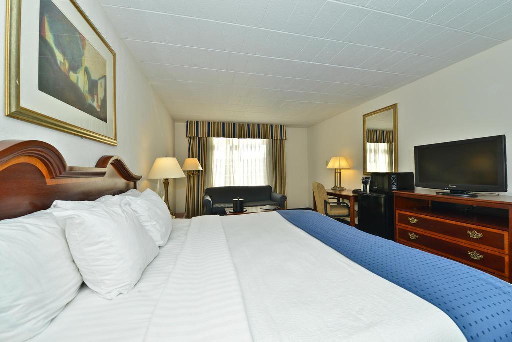 Clarion Hotel&Conference Center Harrisburg West New Cumberland Buitenkant foto
