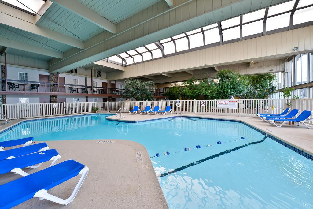 Clarion Hotel&Conference Center Harrisburg West New Cumberland Buitenkant foto