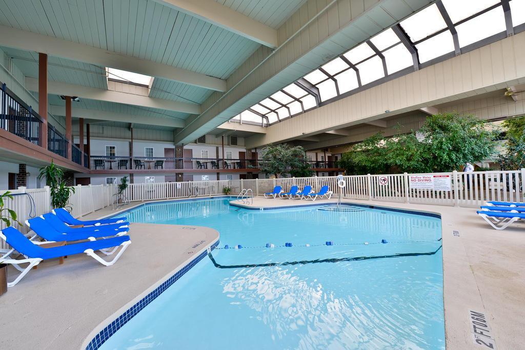Clarion Hotel&Conference Center Harrisburg West New Cumberland Buitenkant foto